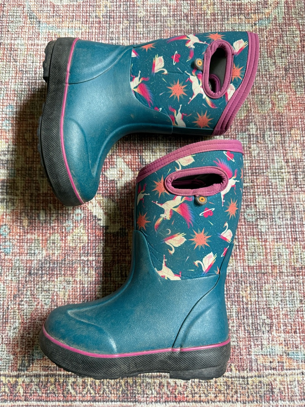 Bogs Kids Classic II Winter S-Peg Size 11 in Teal and Pink